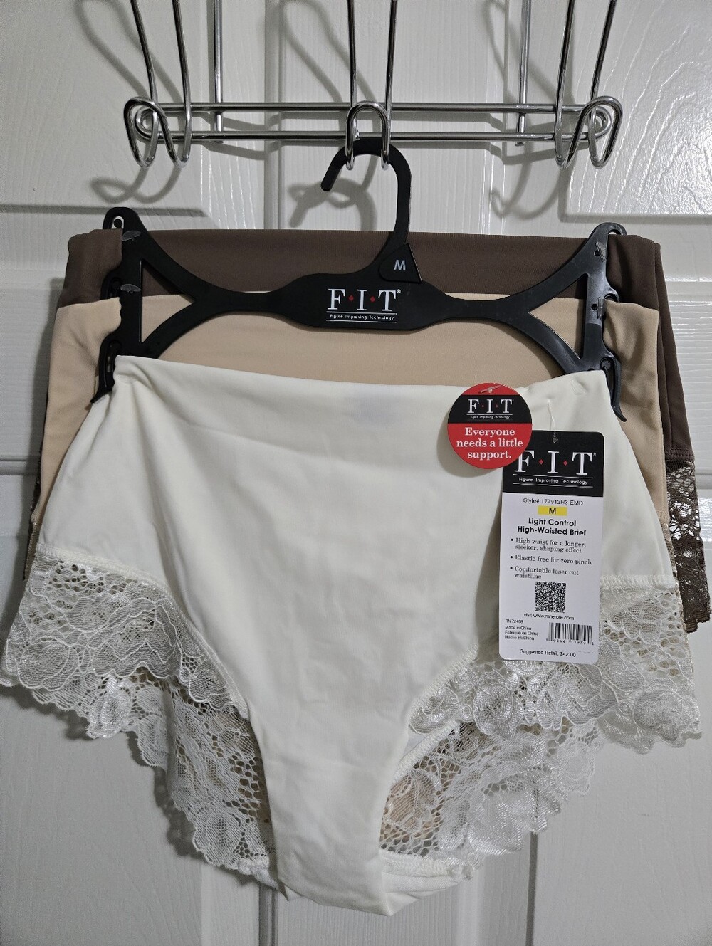 3 FIT Figure Improving technology light control, high waisted lace brief size M